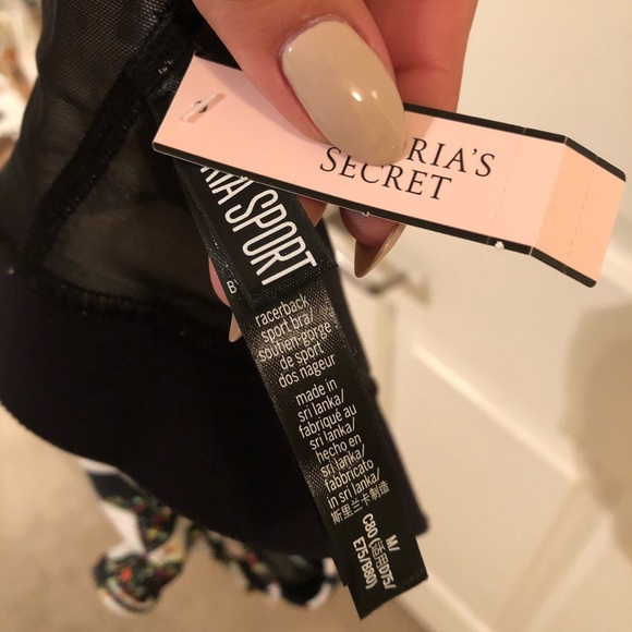 Victoria’s Secret Sport bra ✨ - Picture 3 of 3